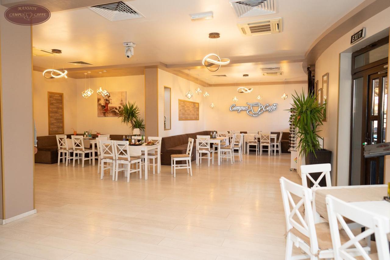 Campus Caffe Mansion Hotel Buzau Luaran gambar